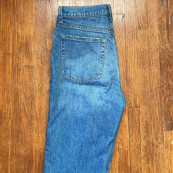 GAP Cheeky Straight High Rise Jeans - Picture 9 of 9